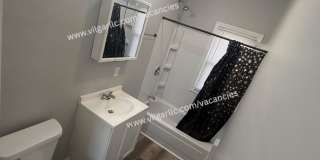 FOR RENT — SPACIOUS 3 BED / 1 BATH HOME Gallery 10