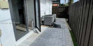 1252 Coral Ln Gallery 27