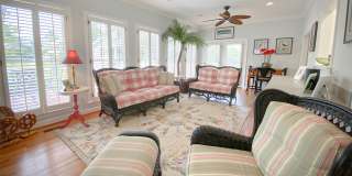 Beautifully FURNISHED Off Season 3bd/2.5 BA Single Family Home Gallery 13