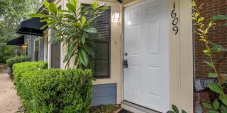 1609 S Gadsden Street Gallery 1