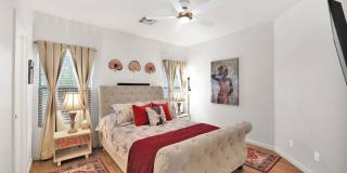 868 E Savannah Gallery 15