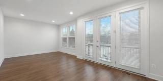 43421 FARRINGDON SQ Gallery 28