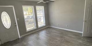 Spacious 3-Bedroom, 2-Bath Home Gallery 3