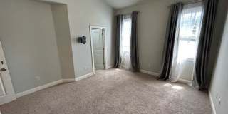 Room in 3 Bedroom Home at 109 Windy Creek Ln Gallery 27
