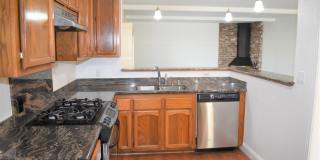 Beautiful 3 Bedroom and 2 Bathroom Home Gallery 9
