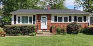 109 DEEP DALE DR Gallery 1