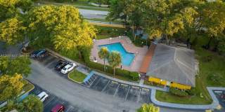 3083 N Oakland Forest Dr Gallery 52