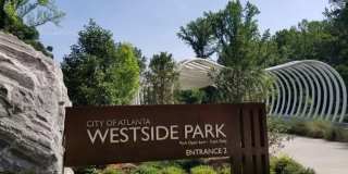 LIKE NEW IN PARK VUE! Townhome located across from Westside Park in Atlanta! MUST SEE! Gallery 35