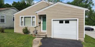 Bungalow Style w/  " Lots of New " Gallery 3