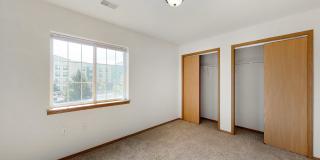 Platinum Valley Apartments Gallery 54