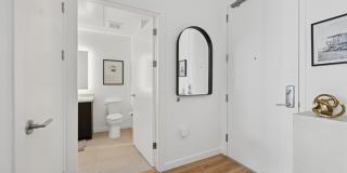 Evani 3223 Wilshire Gallery 15