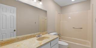Charming Newly Remodeled Rental Home in a Quiet Neighborhood Gallery 26