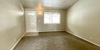 Beautiful 3 Bedroom Single Level home near Old Mill! Gallery 3