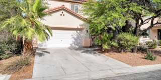 Southern Highlands Beauty with Expansive Loft & Designer Upgrades! Gallery 3