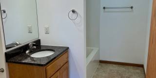 1530 W Pine St, #312 Gallery 1