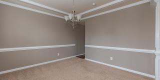 Gorgeous LARGE Family Home! Gallery 14