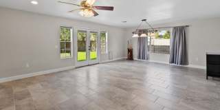8464 N 7th Avenue Gallery 17
