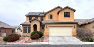 2-story home with a Beautiful Sparkling Pool! Great floor plan! 2-story home with a Beautiful Sparkling Pool! Great floor plan! Gallery 1