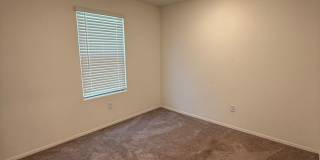 Modern 3-Bedroom Home Built in 2023 – Prime Tucson Location Gallery 15