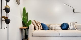 533 W GUADALUPE Road Gallery 11