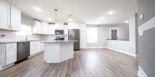 1252 143rd Ct. E. Gallery 1