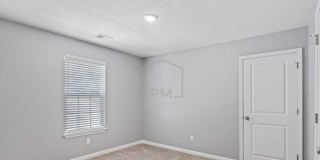 1470 Lyndale Avenue Gallery 13