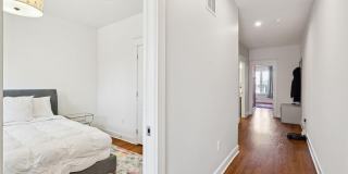 325 WRIGHT Street Gallery 6