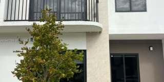 14561 SW 261st Ter Gallery 1