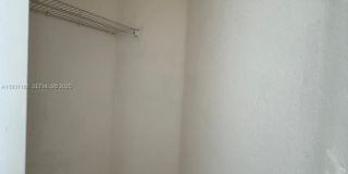 2221 NE 37th Ter Gallery 11