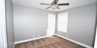 3 Bedroom Pet Friendly Home For Rent in Chalet Hills! Gallery 13