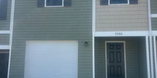Beautiful like new townhome in Newton Gallery 1