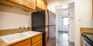 Fully Furnished Ground Level Available Now! Gallery 10