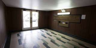 5337 S. Hyde Park Boulevard Gallery 9