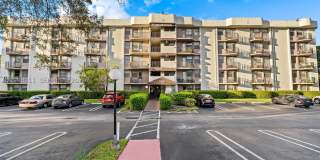 2771 Riverside Dr Gallery 1
