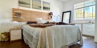 11301 SW 17th Ct Gallery 12