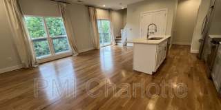 1106 N Alexander St Gallery 8