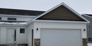 4 Bed 3 Bath Twin Home Gallery 1