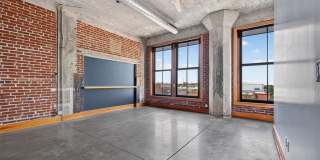1601 Washington Avenue Gallery 8
