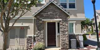 $4295-Beautiful Tri-level 3 Bed/2.5 Ba Townhome in Hampton Park/North San Jose Gallery 1