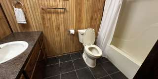 301 Cottonwood Avenue Gallery 8