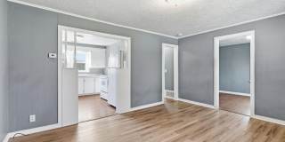 3 Bedroom | 1 Bathroom Home | PET FRIENDLY! Gallery 4