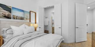 Arabelle Clearwater Gallery 38