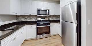 Inwood West Gallery 16