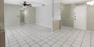 5645 N Tuttle Ave Gallery 6