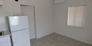 Central Tucson 1-Bed Rental with Rare Private Fenced Yard Gallery 9