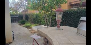 428 N Little Gallery 19