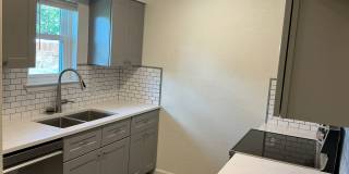 4/2 GREATYARD Move in Ready! Gallery 7