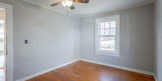 209 S Moss Avenue Gallery 21