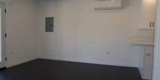 ALL UTILITIES INCLUDED – Private 1BR w/ Parking & Patio – Prime Location  And add: Gallery 7