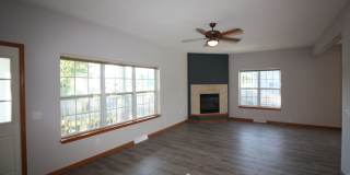 4219 Owl Creek Dr. - 3 Bedroom 2.5 Bath w/ a 2 car attached garage Gallery 6